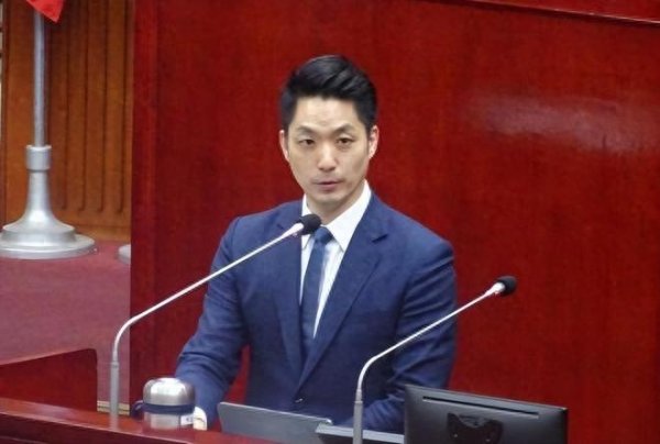 日昇配资 今夏亲赴上海参加双城论坛？蒋万安：两岸关系愈艰困愈需要沟通交流